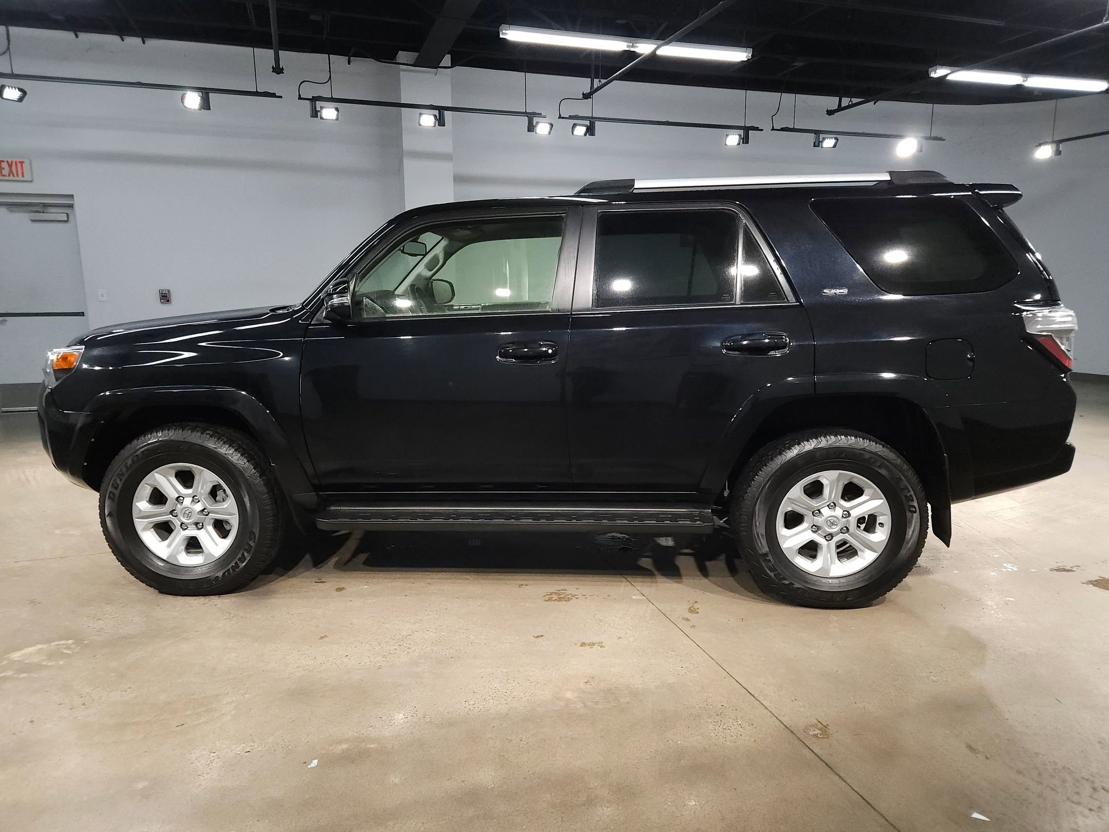 Used 2024 Toyota 4Runner SR5 Premium image 4