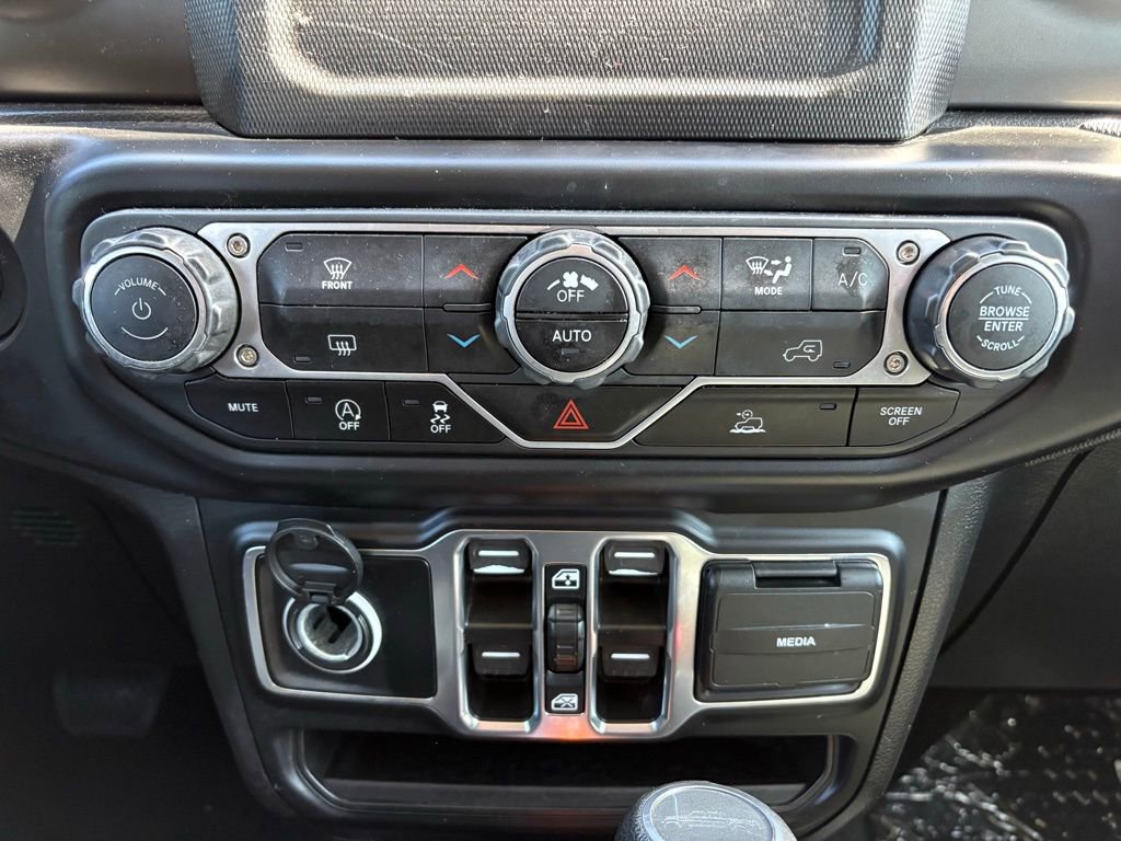 Used 2022 Jeep Gladiator Sport image 26