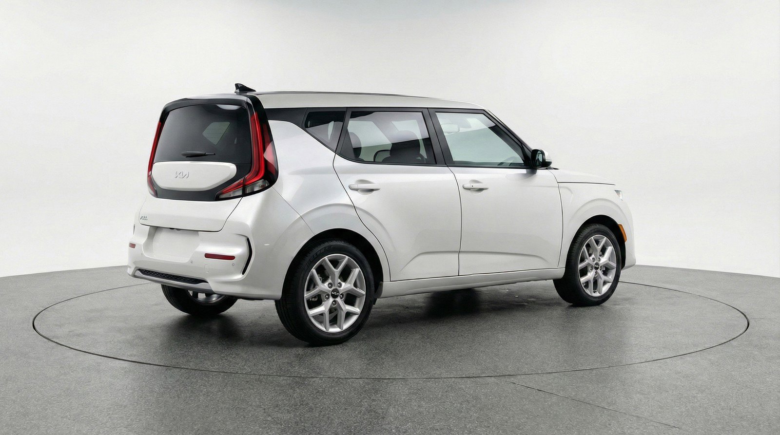 Used 2025 Kia Soul LX w/ LX Technology Package image 9