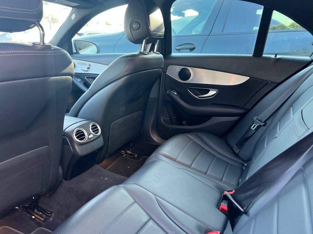 Used 2019 Mercedes-Benz C 300 Sedan image 6