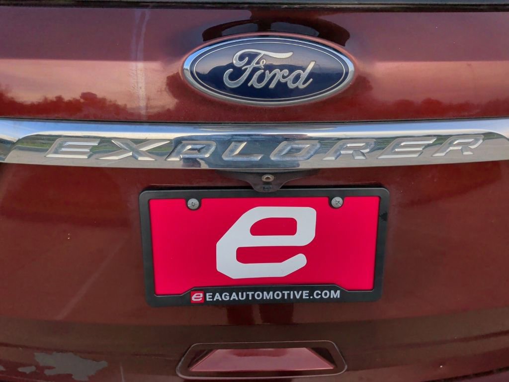 Used 2016 Ford Explorer XLT w/ Equipment Group 202A image 38