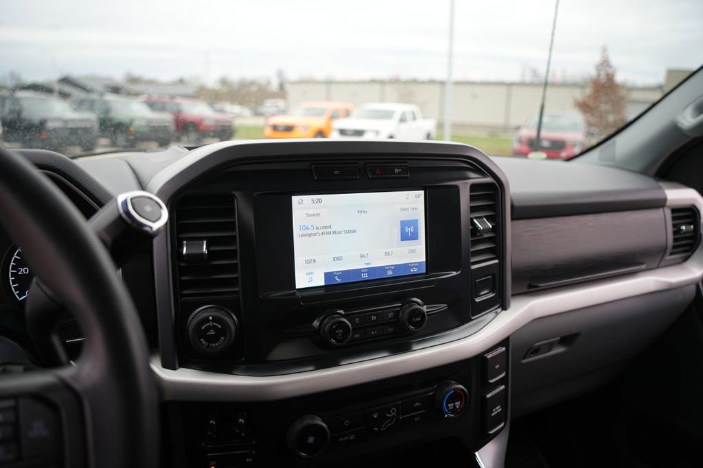 Used 2022 Ford F150 XLT w/ Trailer Tow Package image 14