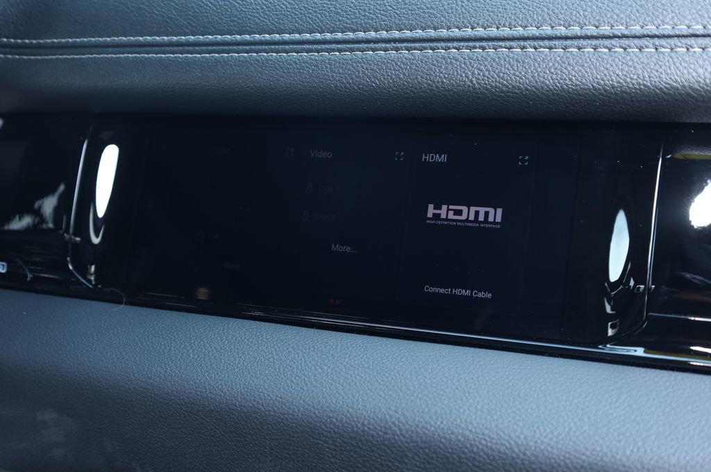 Used 2026 RAM 1500 Laramie w/ Night Edition image 16