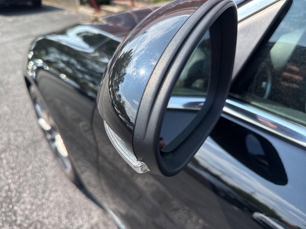 Used 2018 Alfa Romeo Giulia AWD image 16