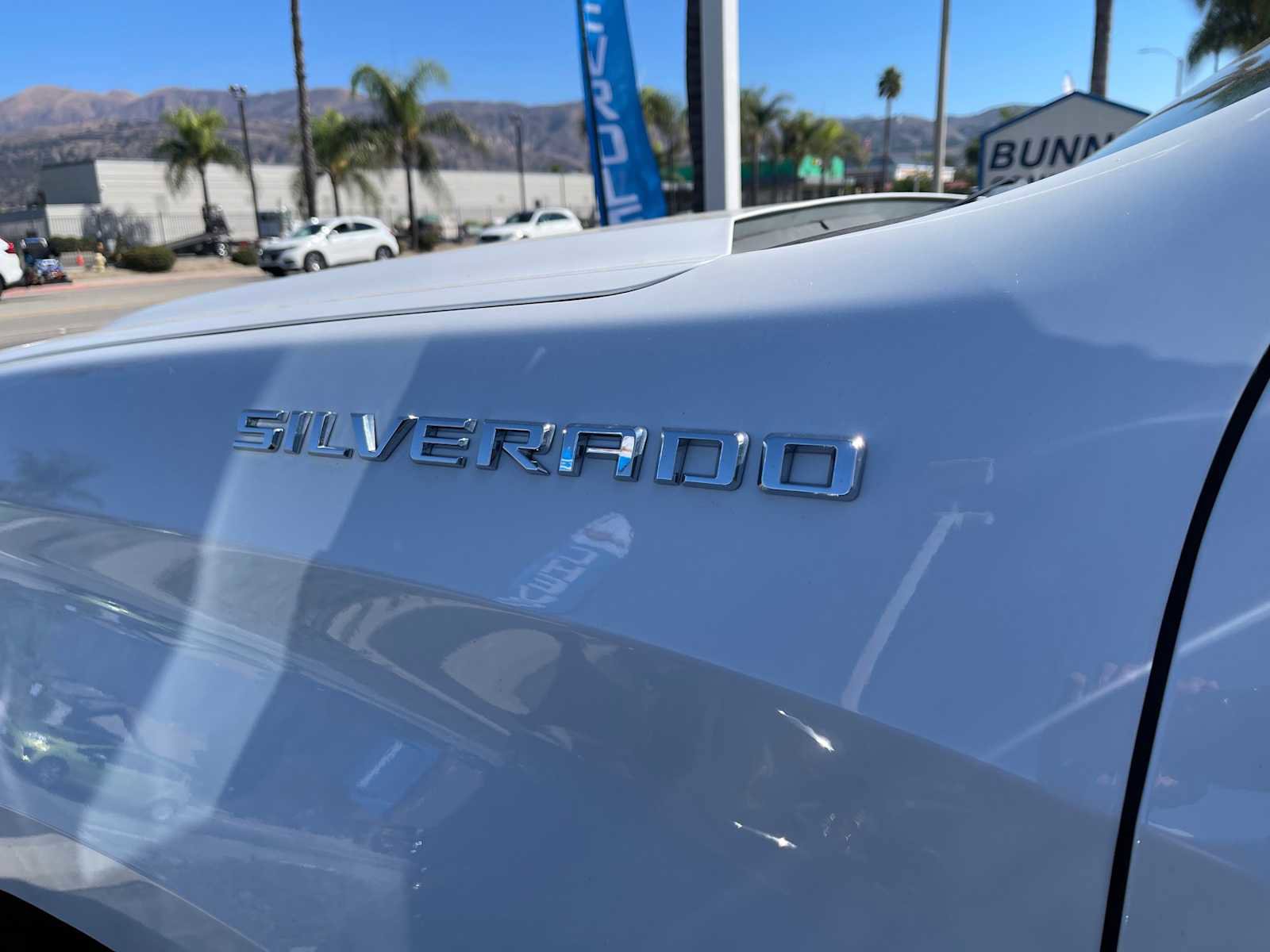 Used 2025 Chevrolet Silverado 1500 LT image 36