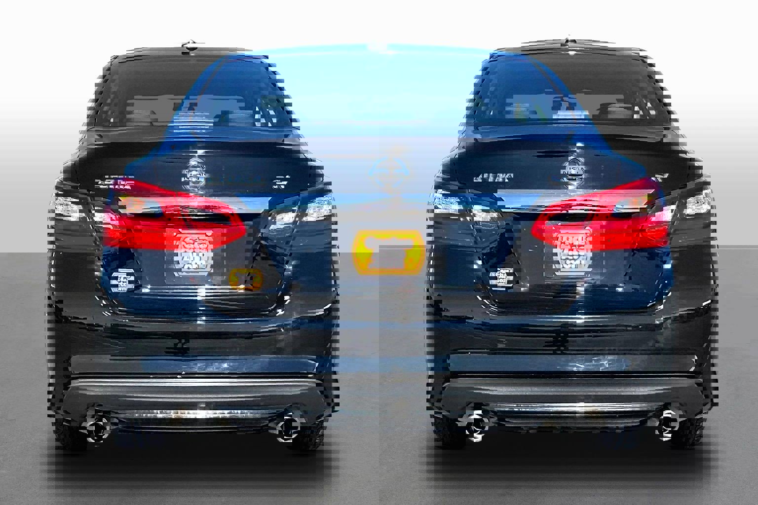 Used 2017 Nissan Altima 2.5 SV image 4