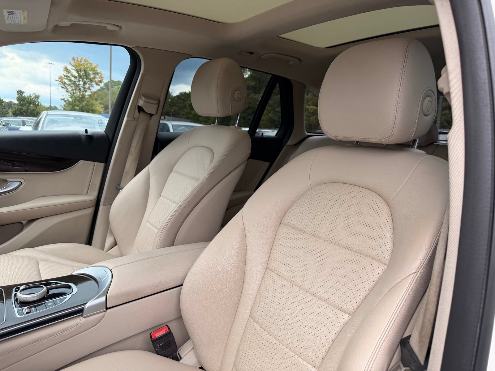 Used 2019 Mercedes-Benz GLC 300 image 15