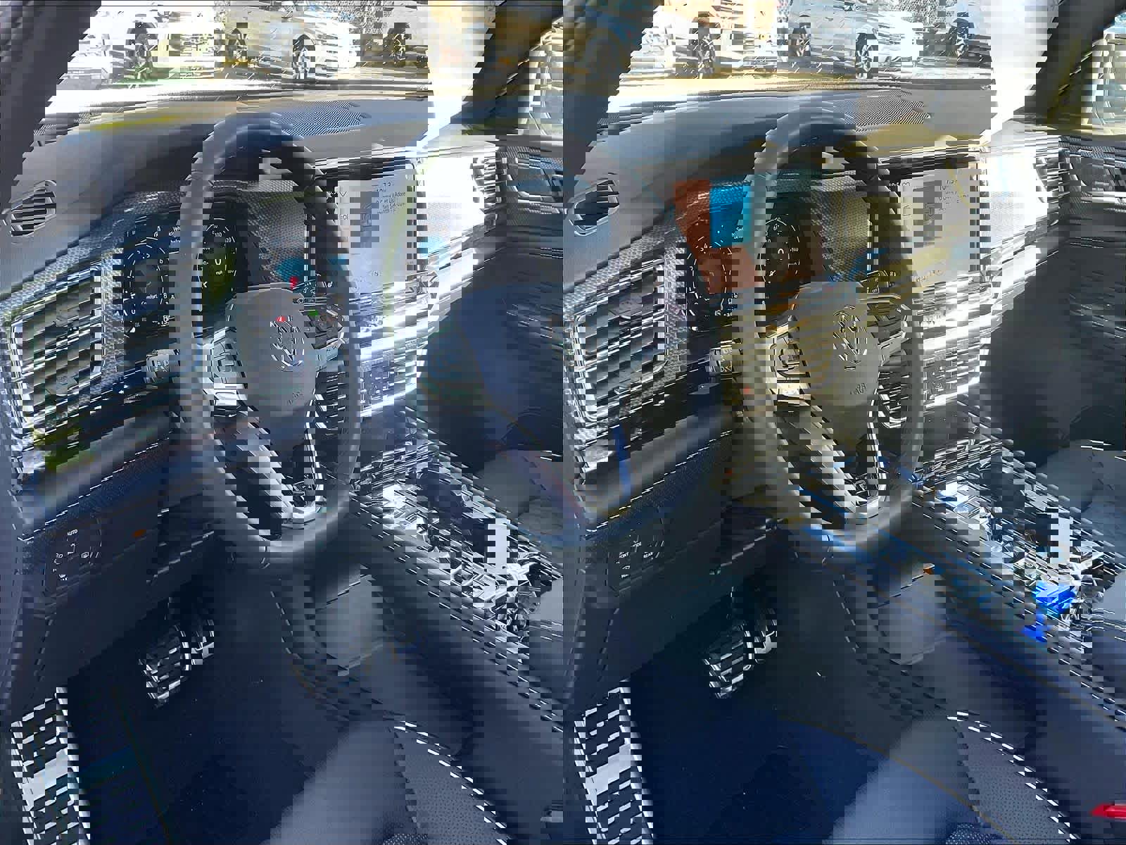 New 2026 Volkswagen Atlas Cross Sport SEL Premium R-Line image 9