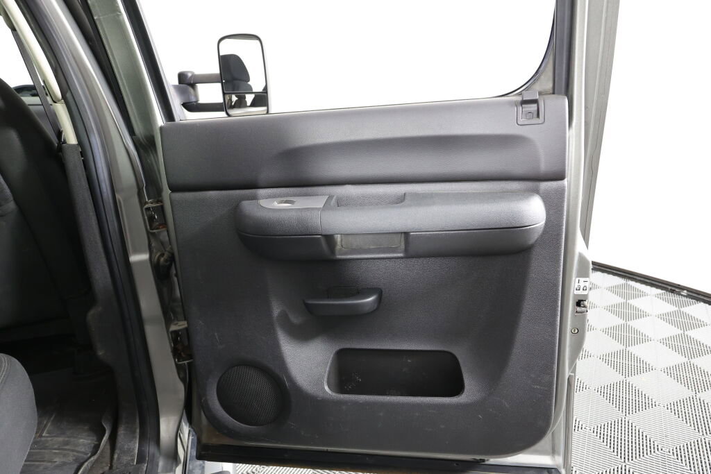 Used 2012 GMC Sierra 2500 SLE w/ SLE Preferred Package image 21