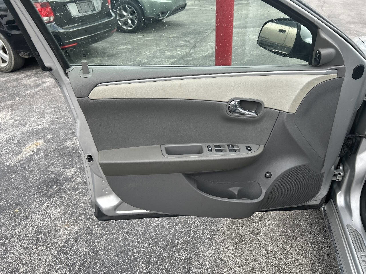 Used 2009 Chevrolet Malibu LT w/ HFV6 Engine Package FWD image 8