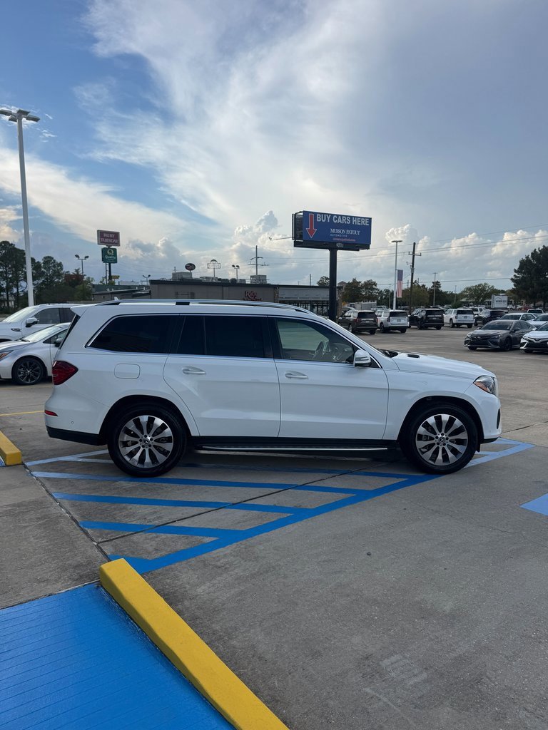 Used 2019 Mercedes-Benz GLS 450 4MATIC image 4