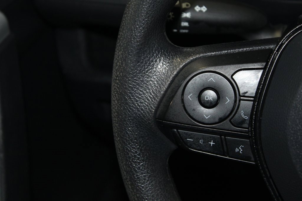 Used 2023 Toyota RAV4 LE image 19