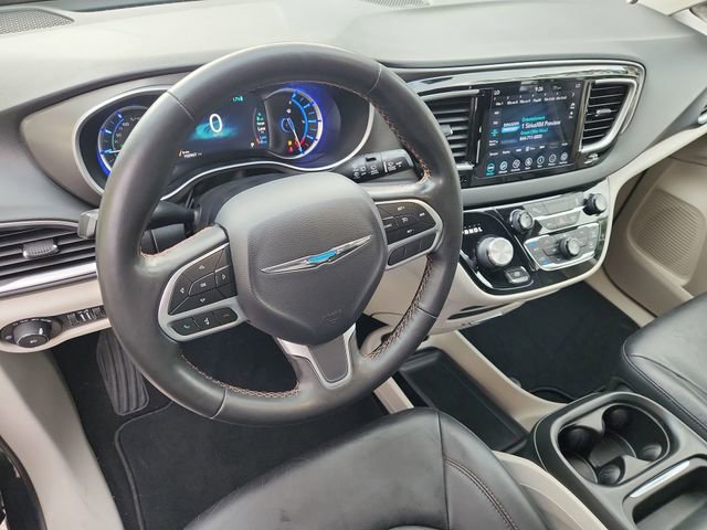 Used 2020 Chrysler Pacifica Touring-L w/ Premium Audio Group image 10