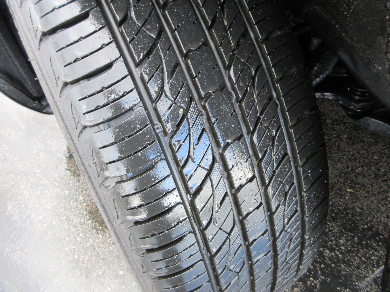 Used 2021 Toyota RAV4 XLE Premium image 20