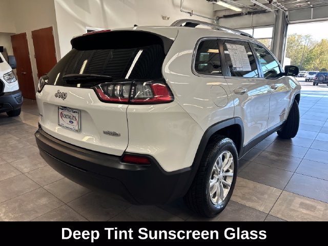 Used 2019 Jeep Cherokee Latitude w/ Popular Appearance Group AWD/4WD image 12