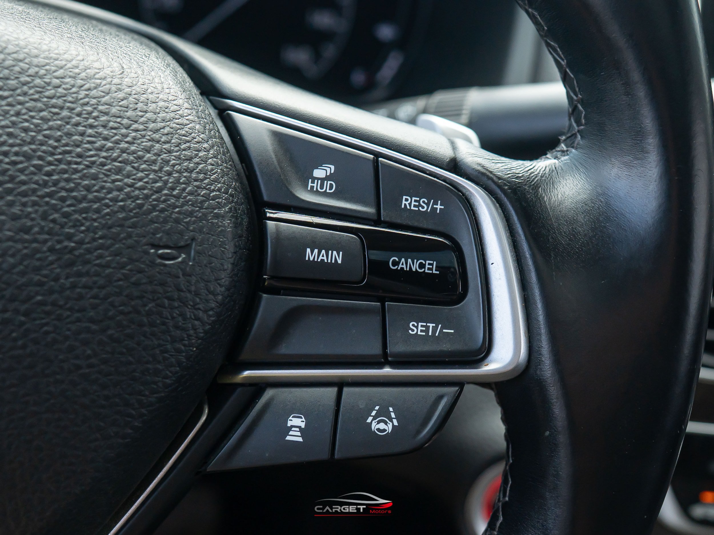 Used 2018 Honda Accord Touring image 25