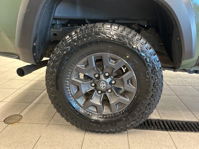 Used 2021 Toyota Tacoma SR5 image 12