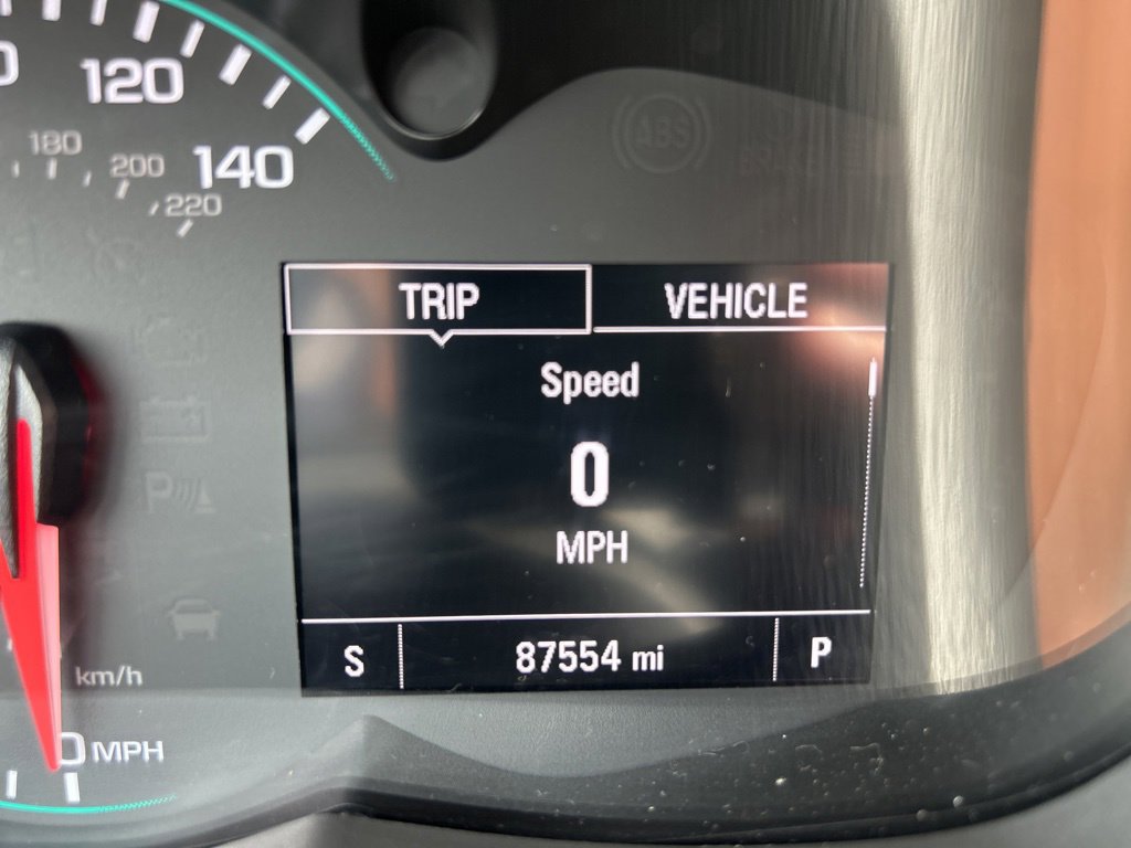 Used 2022 Chevrolet Trax LT w/ LT Convenience Package image 25