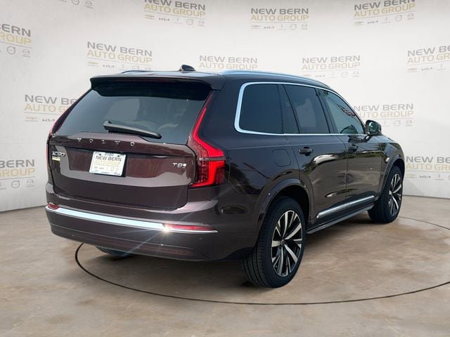 New 2025 Volvo XC90 T8 Core w/ Climate Package image 5