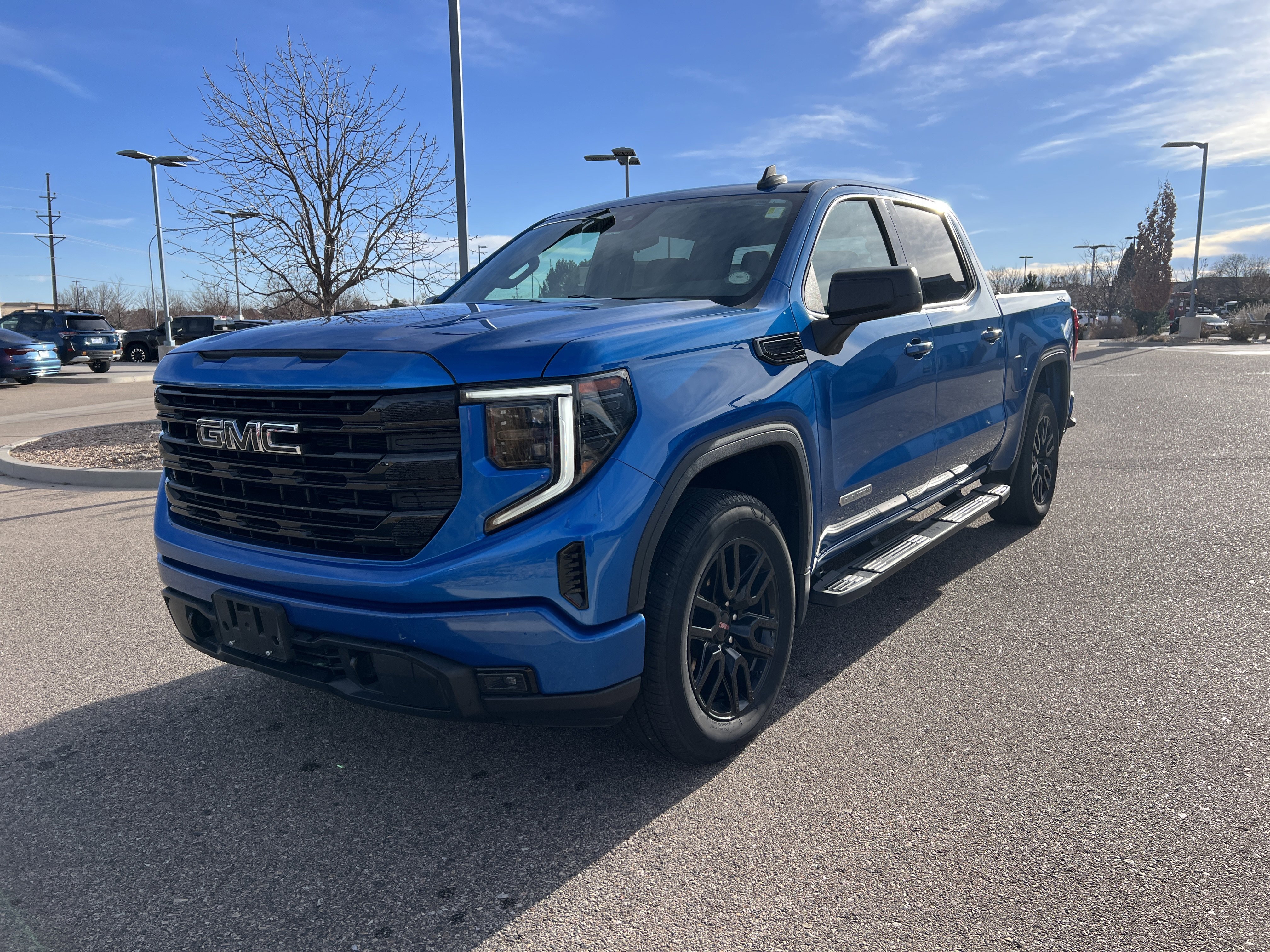 Used 2022 GMC Sierra 1500 Elevation w/ LPO, Elevation Black Package image 14
