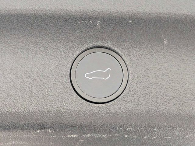 Used 2022 Tesla Model Y Performance image 26