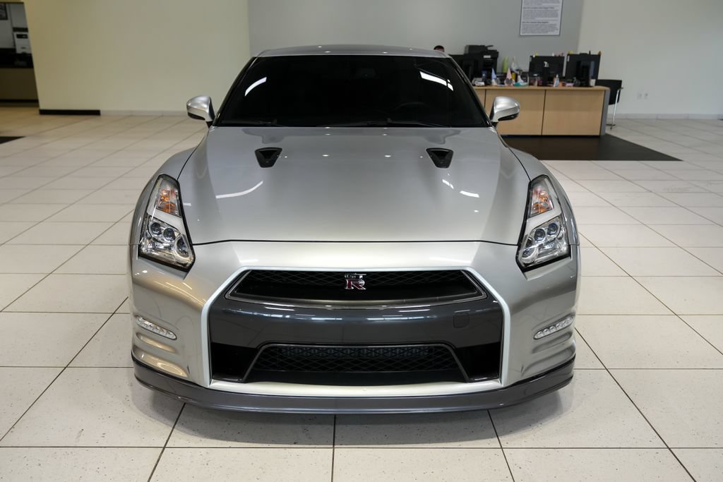 Used 2016 Nissan GT-R Premium AWD/4WD image 31