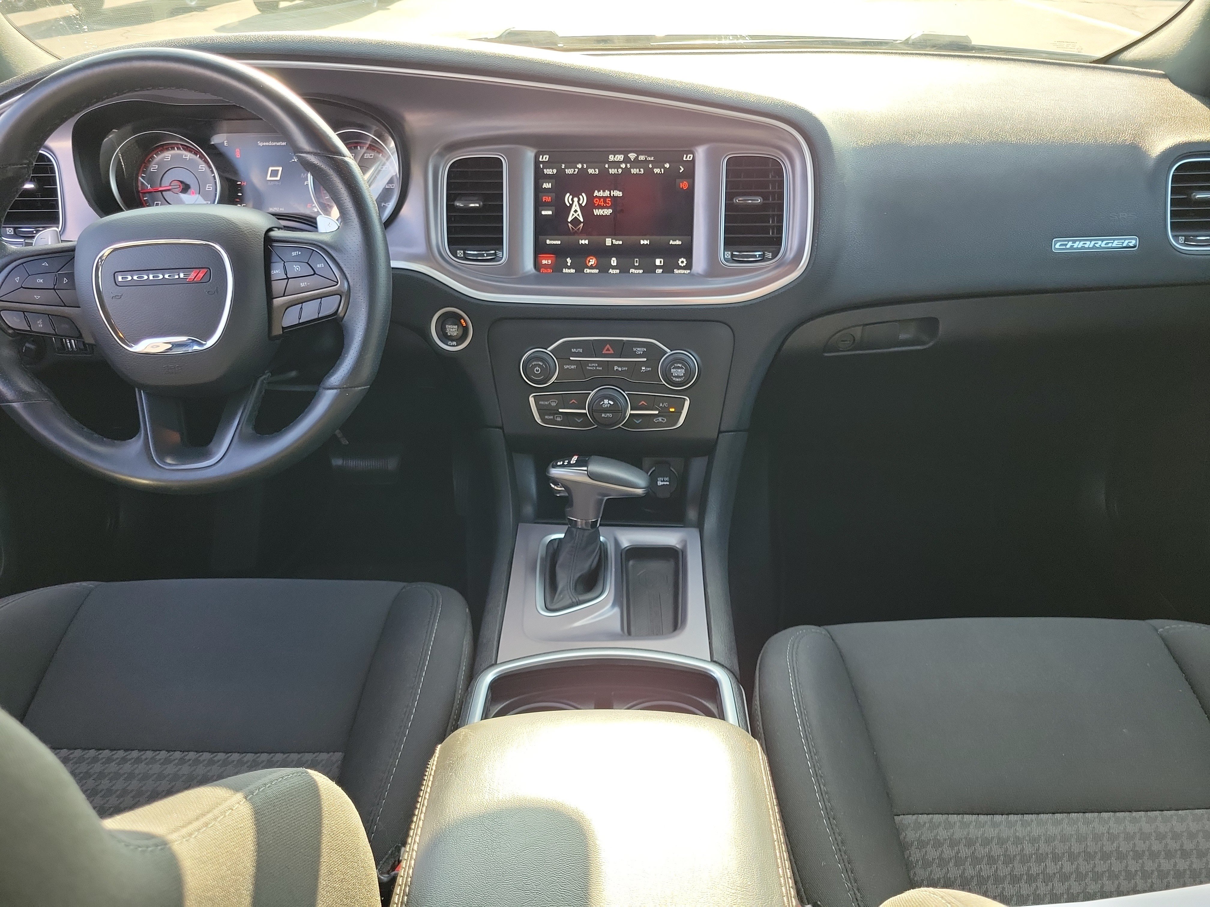 Used 2019 Dodge Charger GT RWD image 9