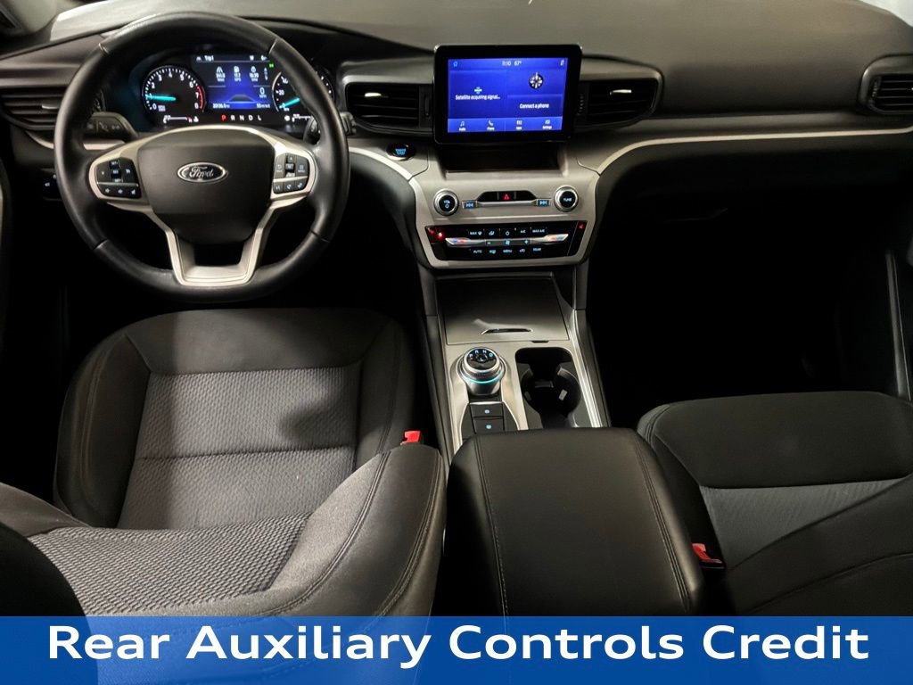 Used 2023 Ford Explorer XLT image 9