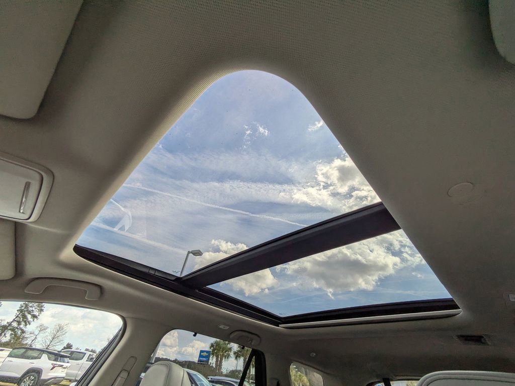 Used 2024 Honda Pilot Touring image 22