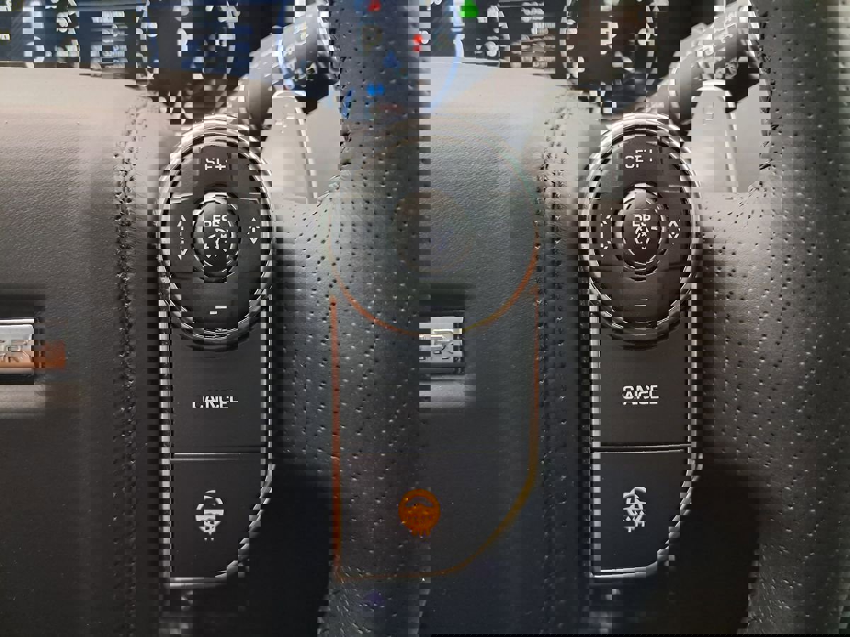 Used 2017 Land Rover Range Rover Sport SVR AWD/4WD image 23