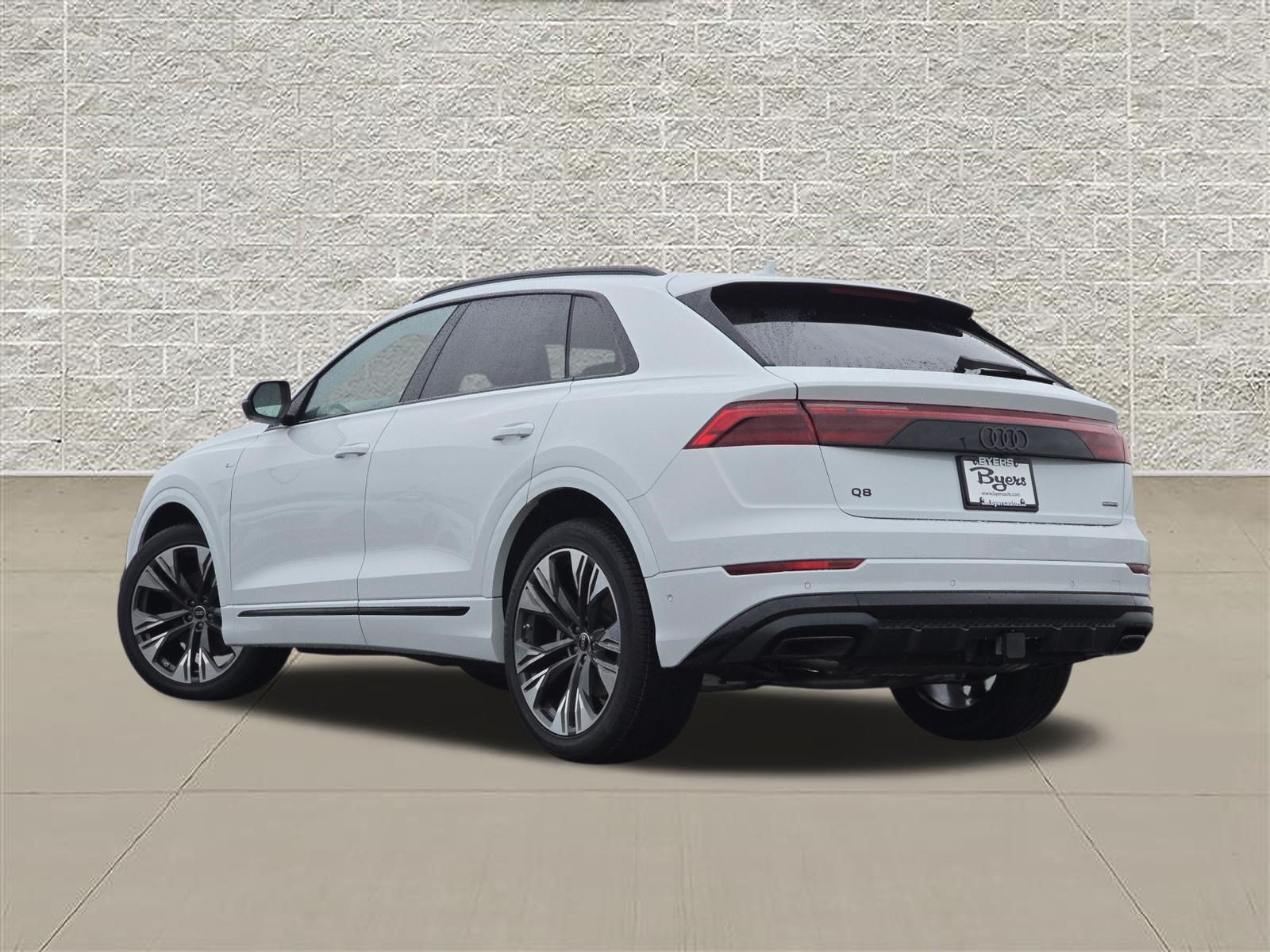 New 2027 Audi Q8 Premium Plus AWD/4WD image 5