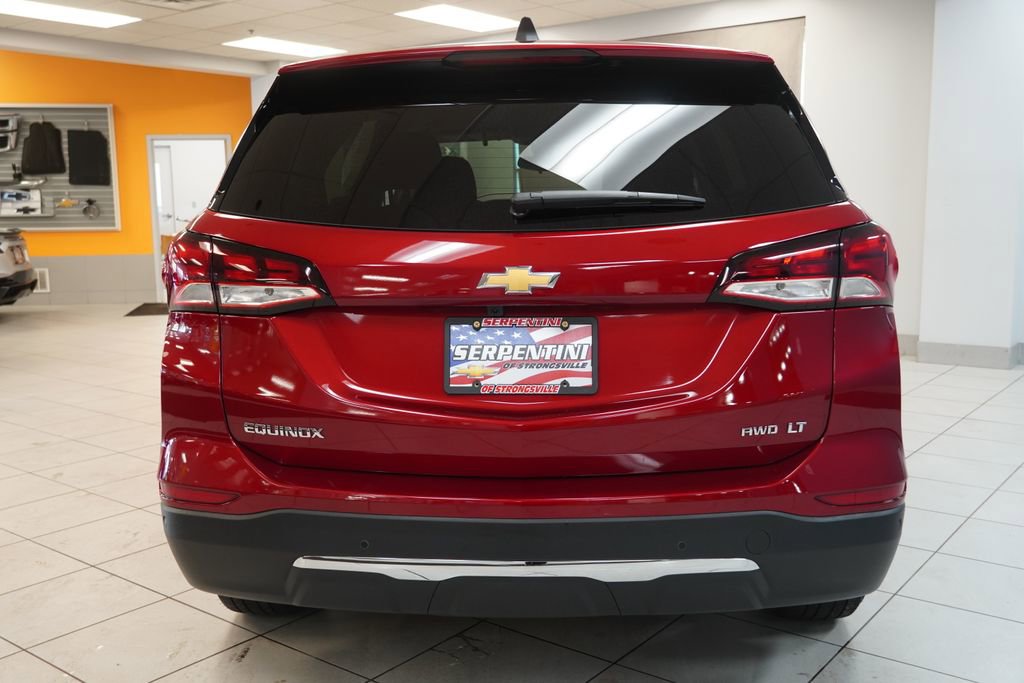 Used 2024 Chevrolet Equinox LT w/ LPO, Floor Liner Package AWD/4WD image 12