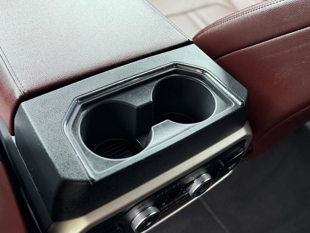 Certified 2024 Ford Expedition Limited image 11