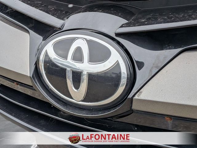 Used 2019 Toyota Corolla LE FWD image 9