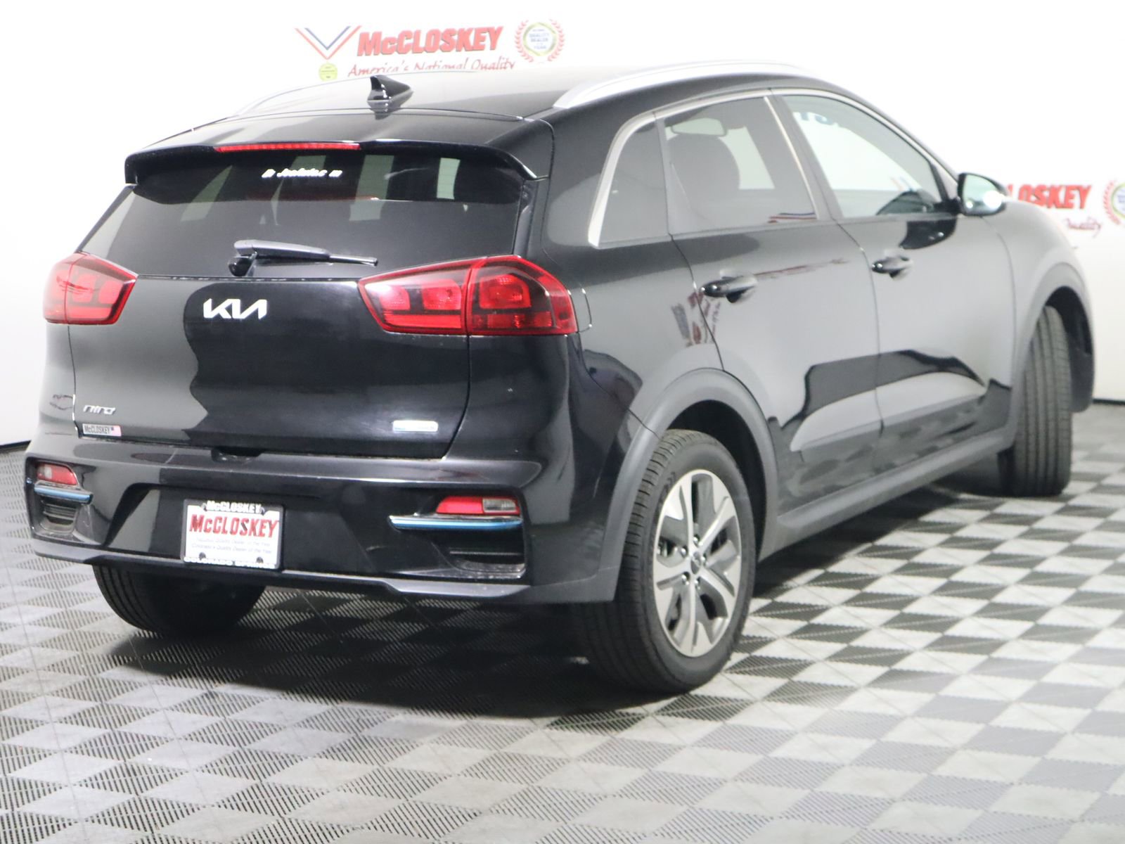 Used 2022 Kia Niro EX image 5