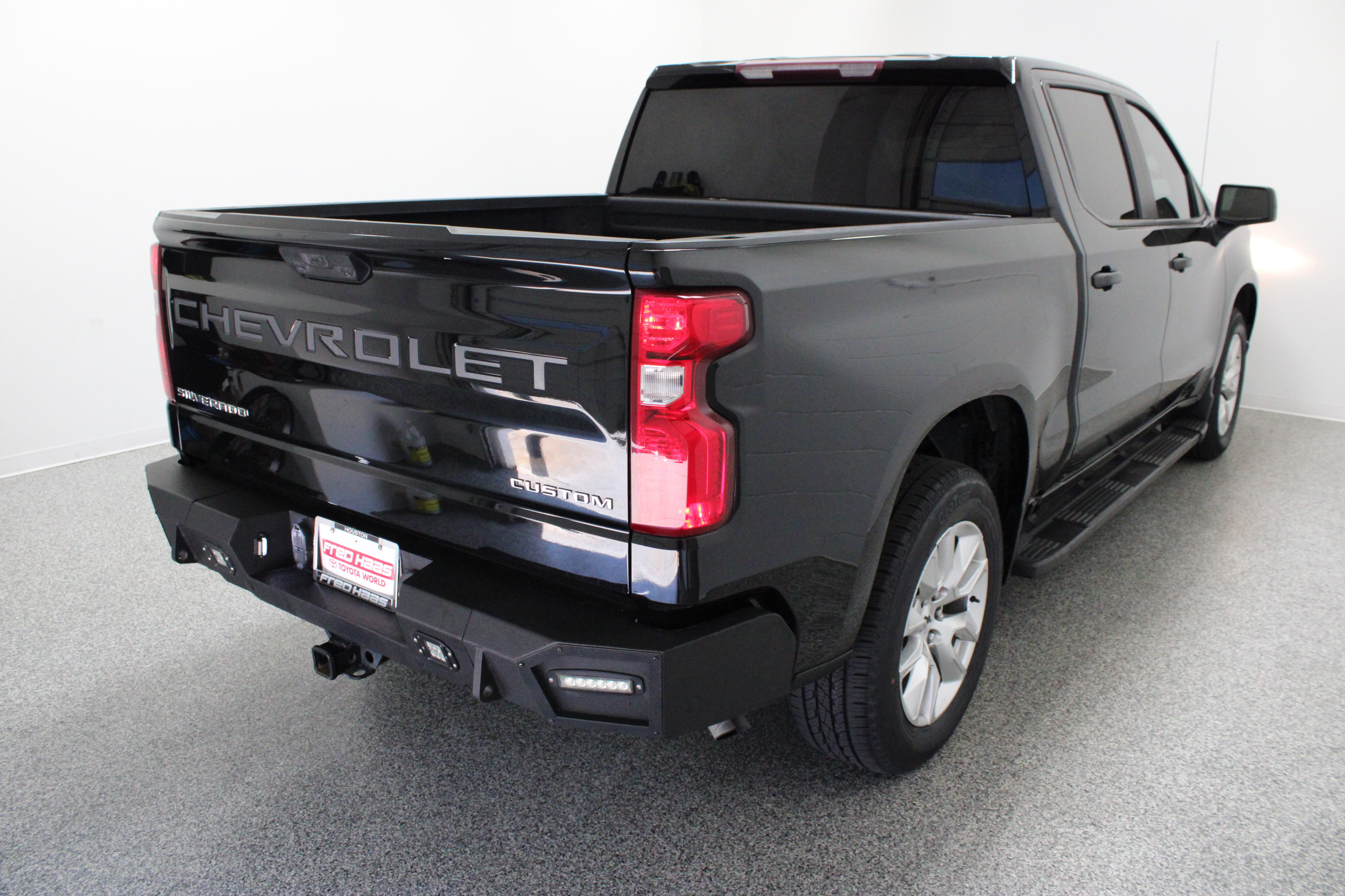 Used 2024 Chevrolet Silverado 1500 Custom RWD image 7