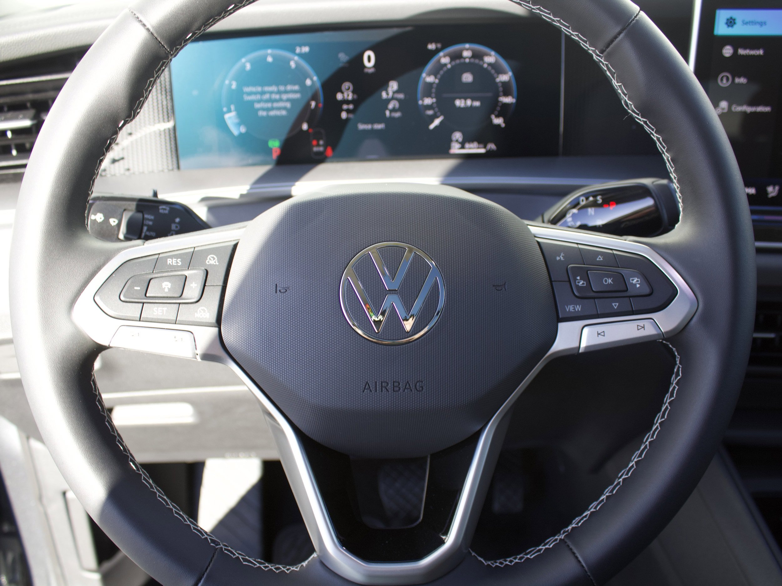 New 2026 Volkswagen Tiguan SE AWD/4WD image 16