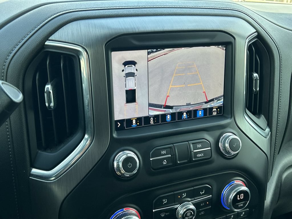 Used 2023 GMC Sierra 2500 Denali w/ Denali Black Diamond Edition AWD/4WD image 15