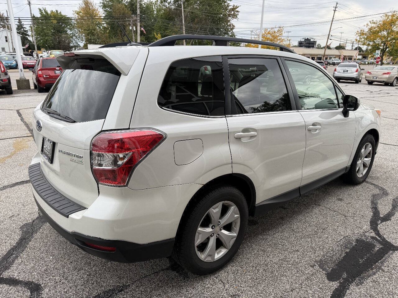 Used 2014 Subaru Forester 2.5i Touring AWD/4WD image 9