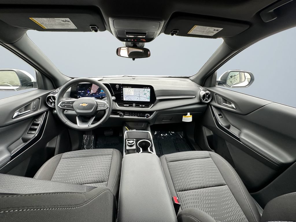 Used 2026 Chevrolet Equinox LT FWD image 10