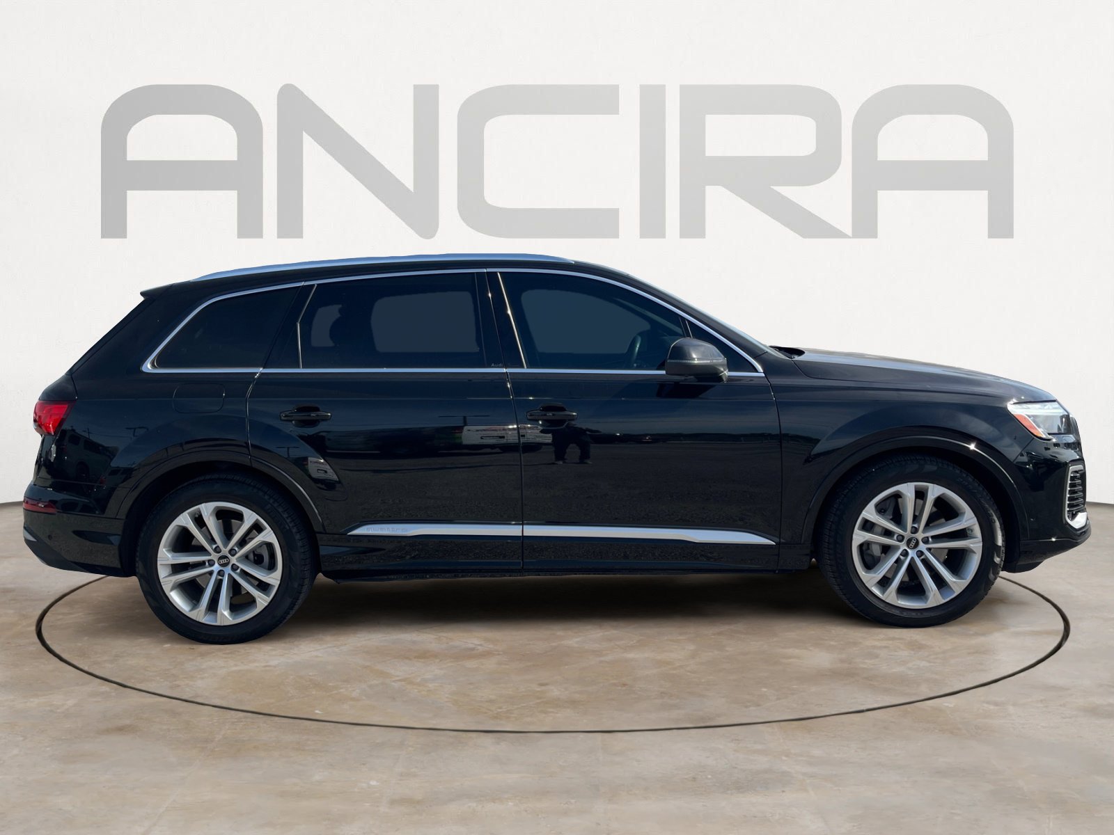 Used 2025 Audi Q7 3.0T Prestige w/ Prestige Package image 11