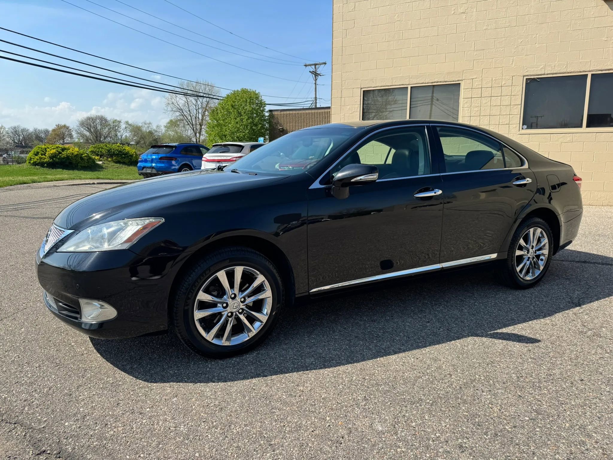 Used 2011 Lexus ES 350 FWD image 4