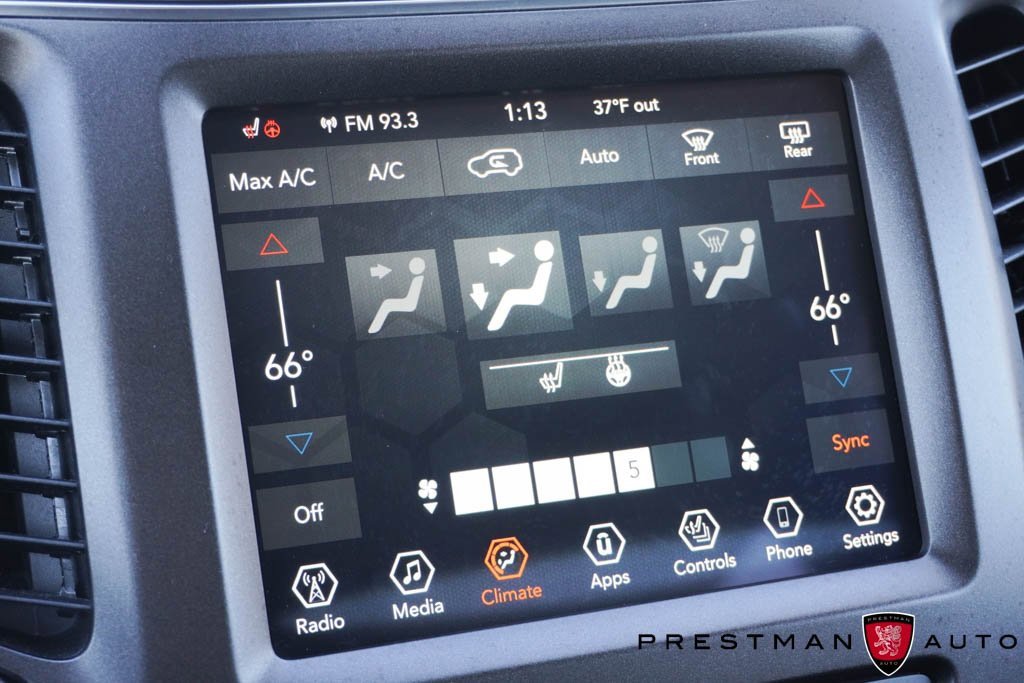 Used 2019 Jeep Cherokee Trailhawk w/ Cold Weather Group image 30