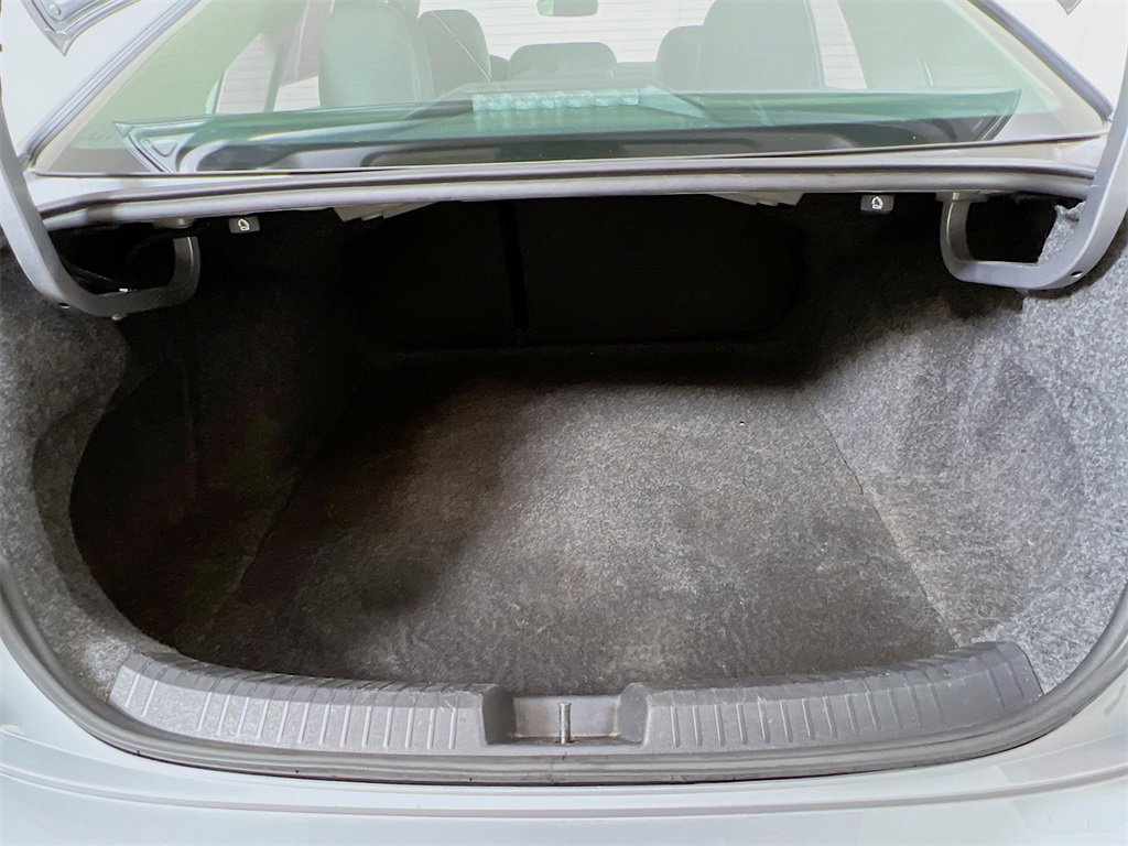 Used 2024 Volkswagen Jetta SE image 23