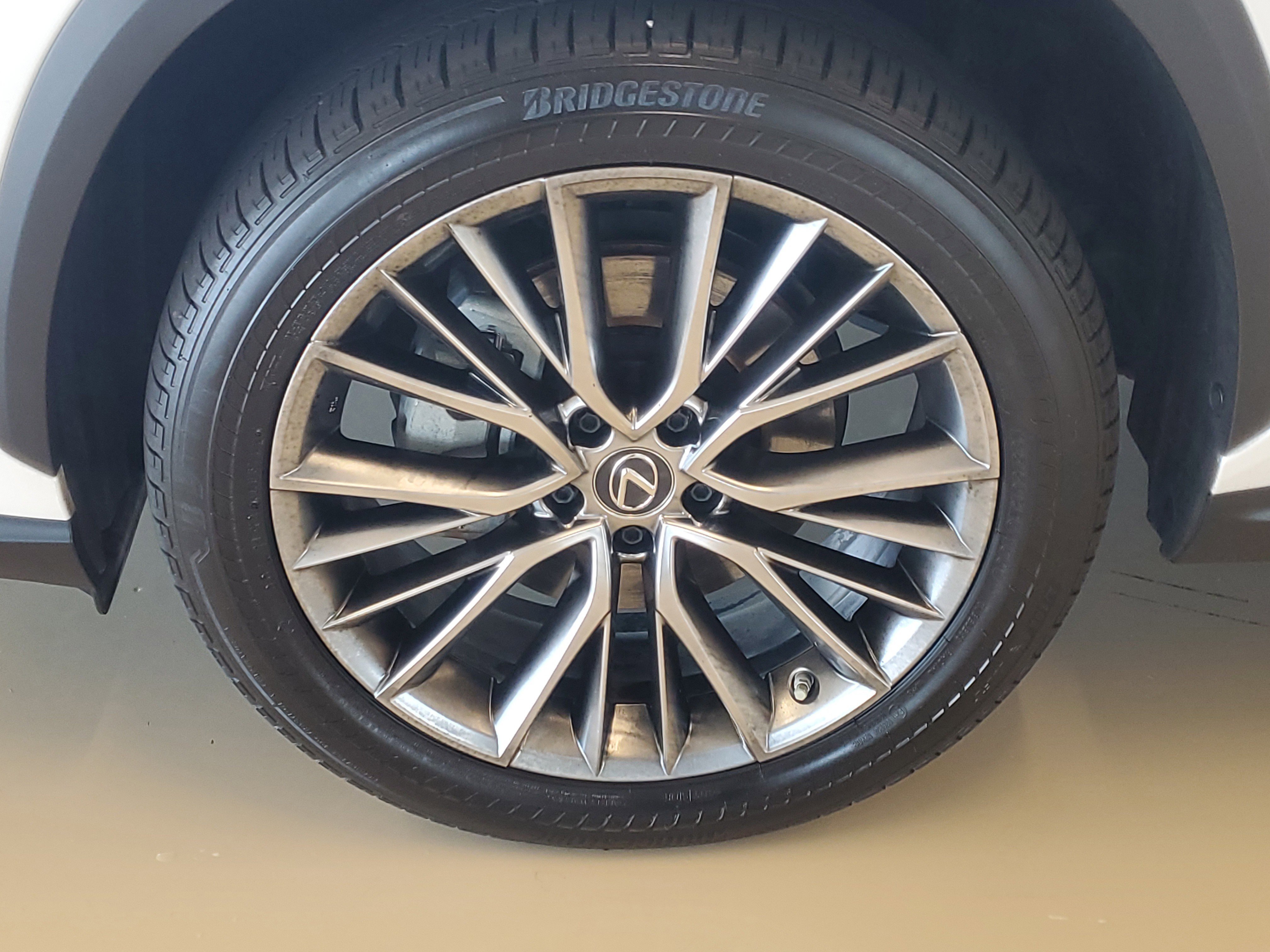 Used 2023 Lexus NX 350h NX 350h Premium image 6