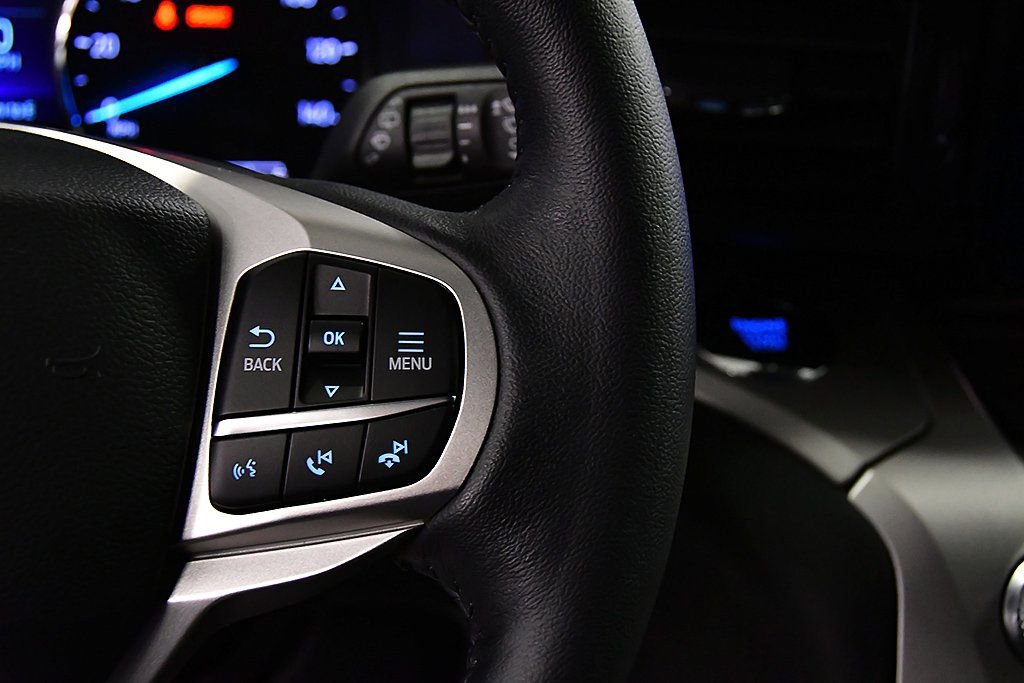 Used 2023 Ford Explorer XLT image 21