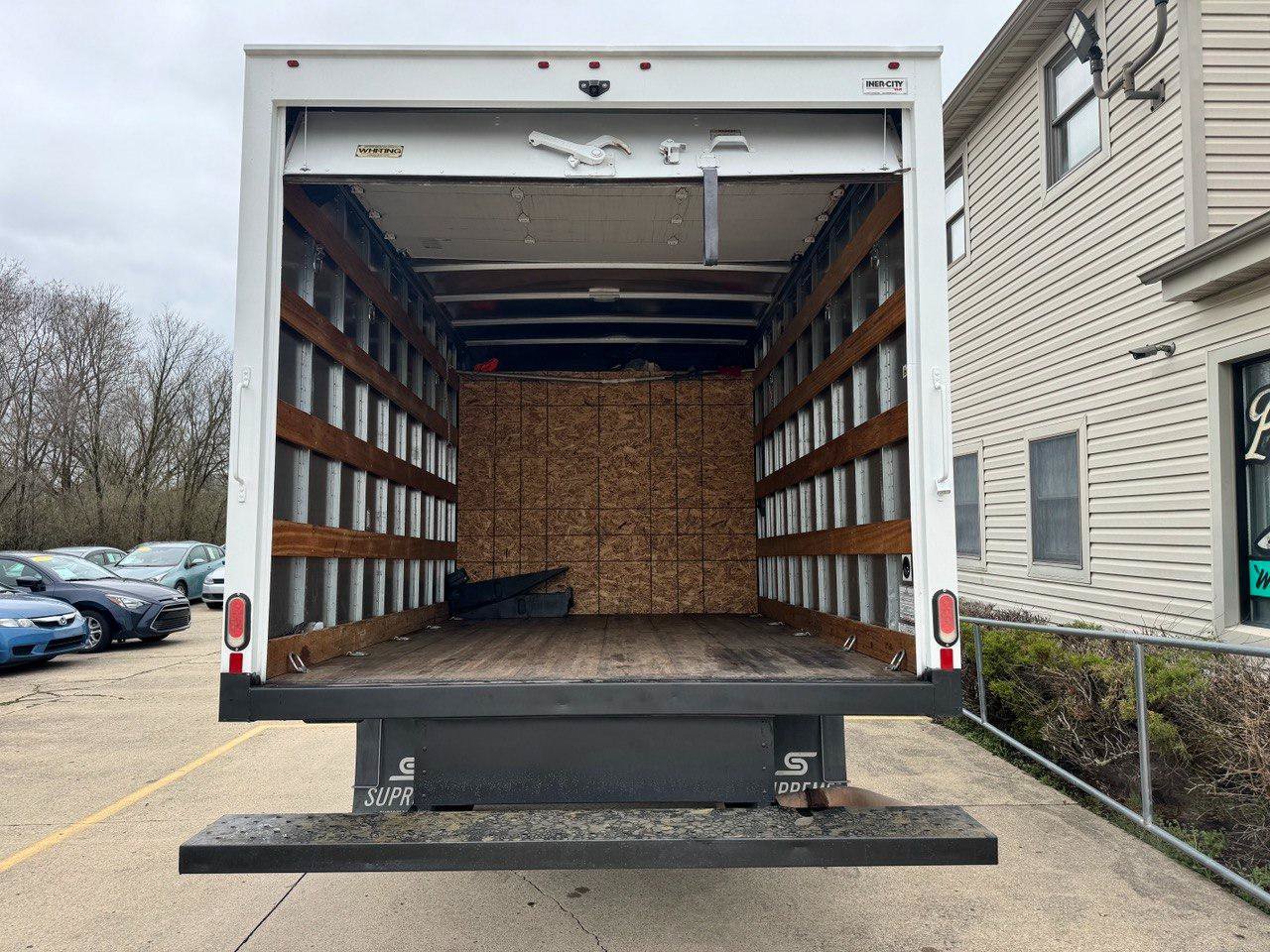Used 2019 GMC Savana 3500 w/ Power Convenience Package RWD image 21