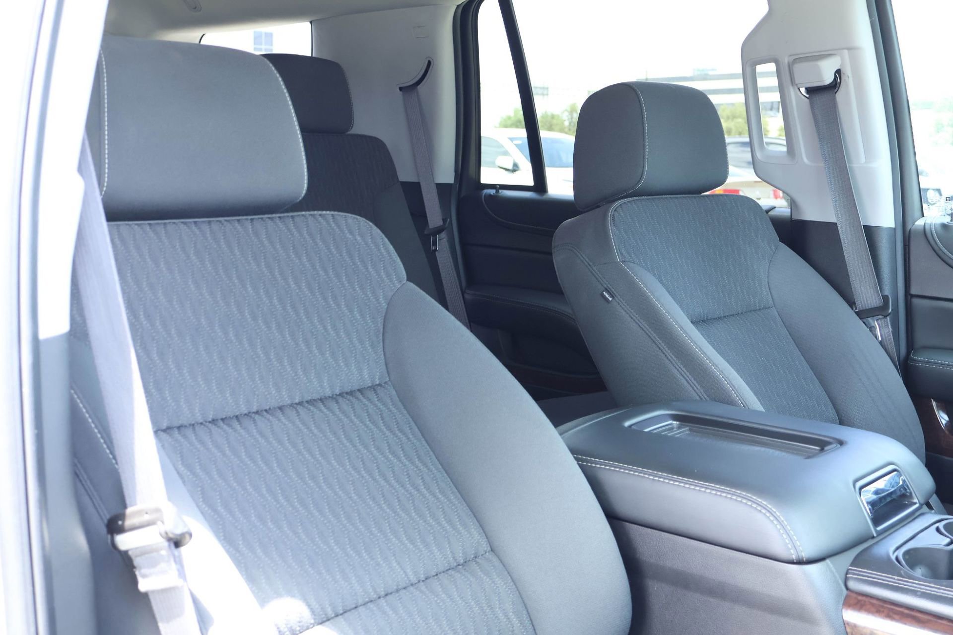 Used 2016 GMC Yukon SLE w/ Convenience Package RWD image 14