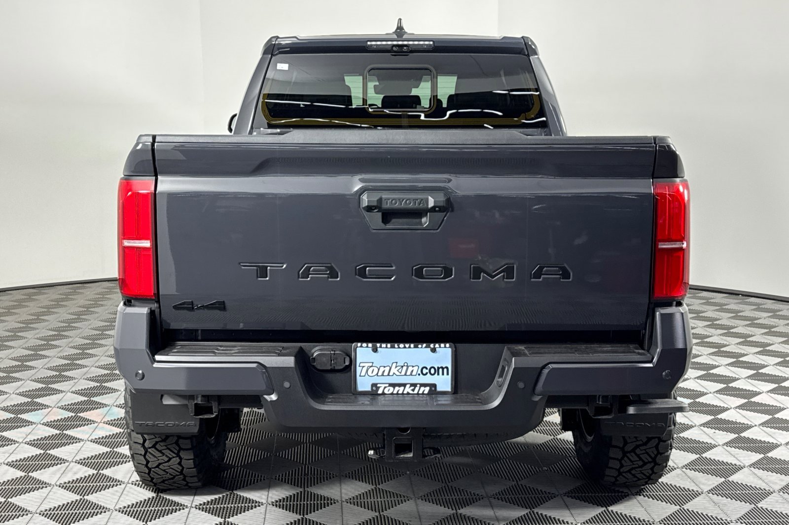 New 2025 Toyota Tacoma TRD Off-Road image 5