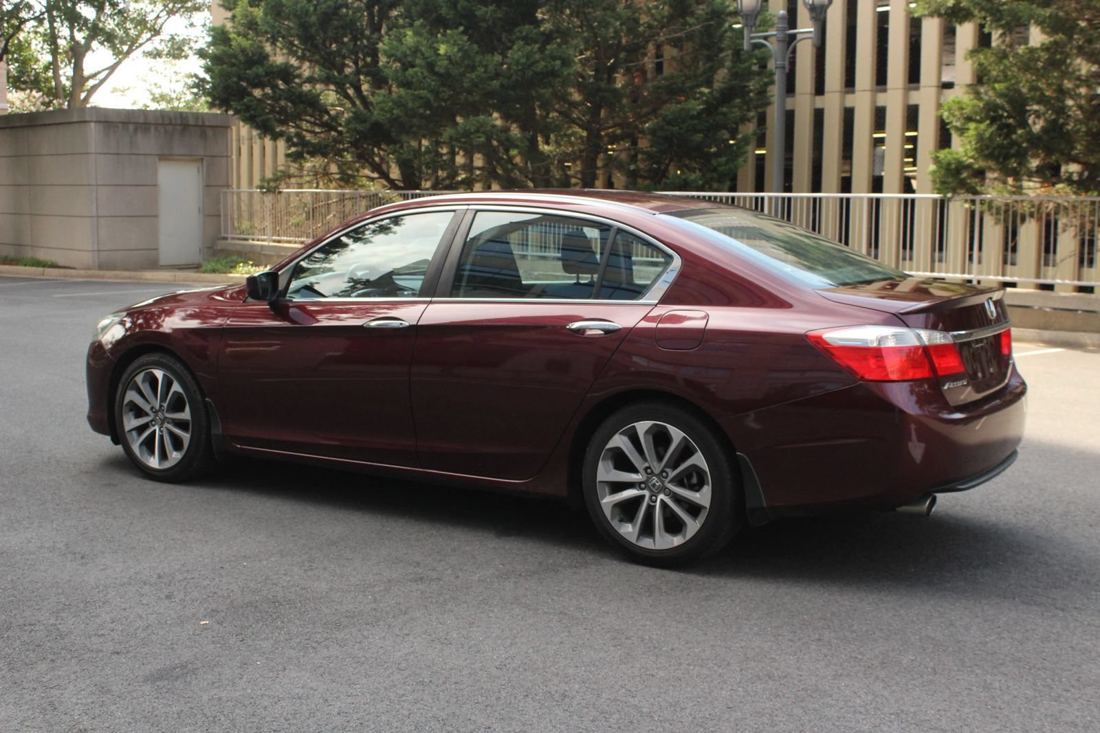 Used 2013 Honda Accord Sport image 9